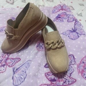 Women's Tan Platform Loafers